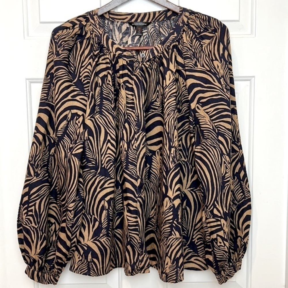 Banana Republic Boho Style Tunic Top Large Petite
Navy Blue Tan Zebra Animal